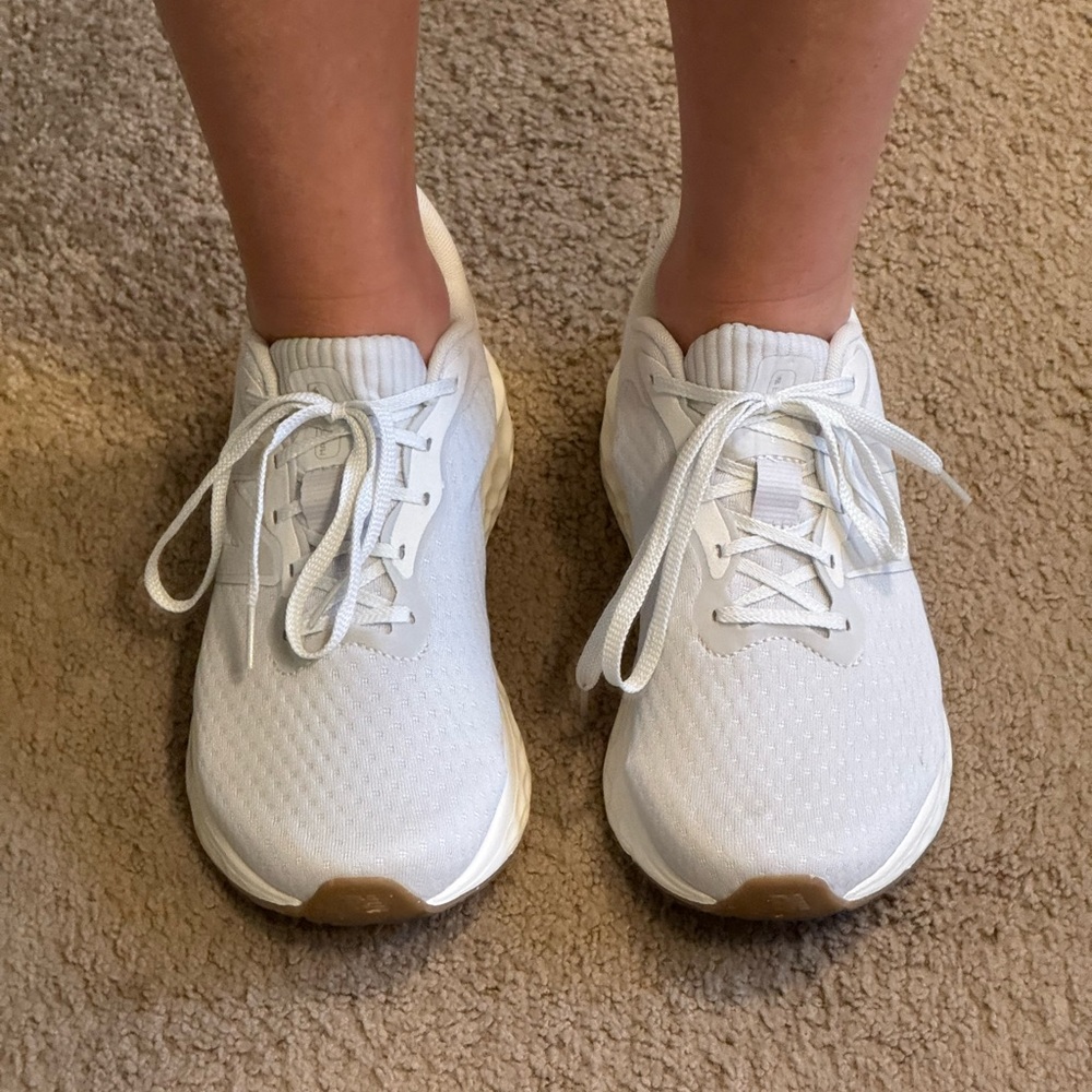 Women's Athletic Shoes
